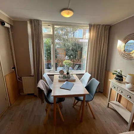 Appartement In Egmond Op Loopafstand & Centrum